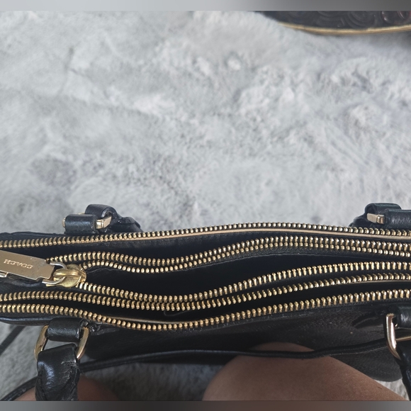 Coach Black Leather Women's Purse - Picture 8 of 8